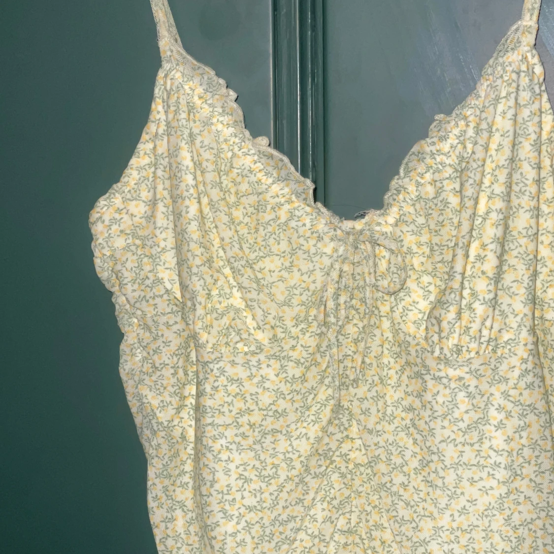 Blommig kortklänning från H&M Divided - 3