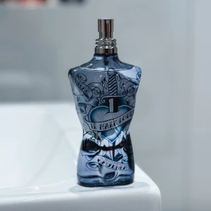 Jean Paul Gaultier Le Male Lover  - JPG le male lover, endast testad få sprut. 125ml flaska. Skickas snabbt.