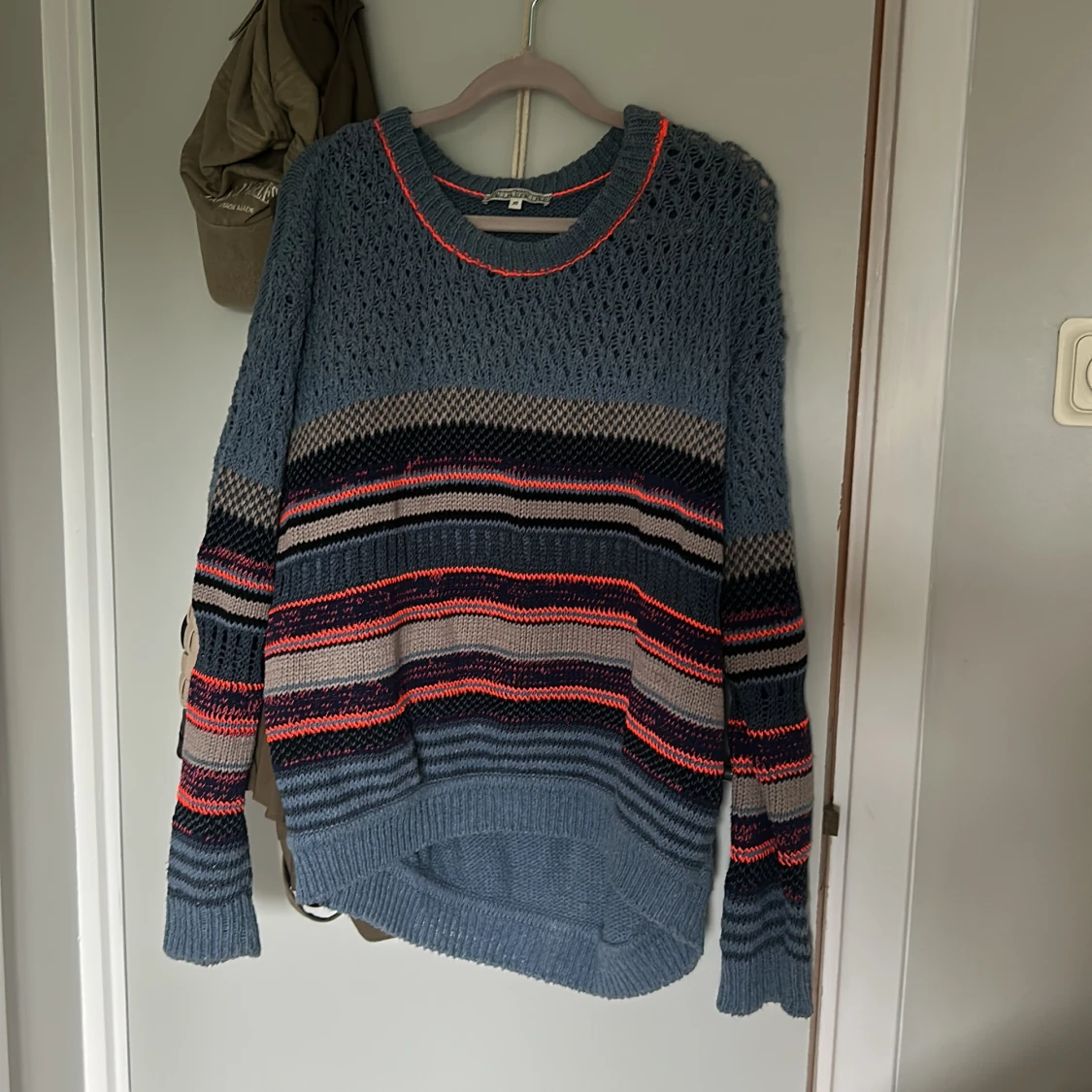 Randig stickad tröja från Dagmar XS