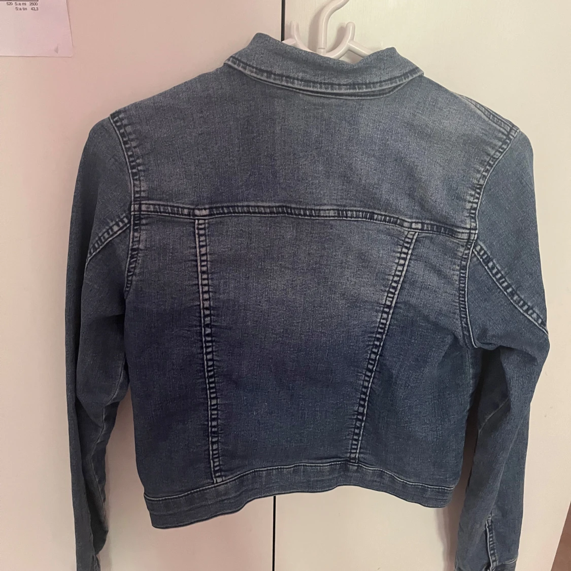 Klassisk blå jeansjacka från H&M - 1