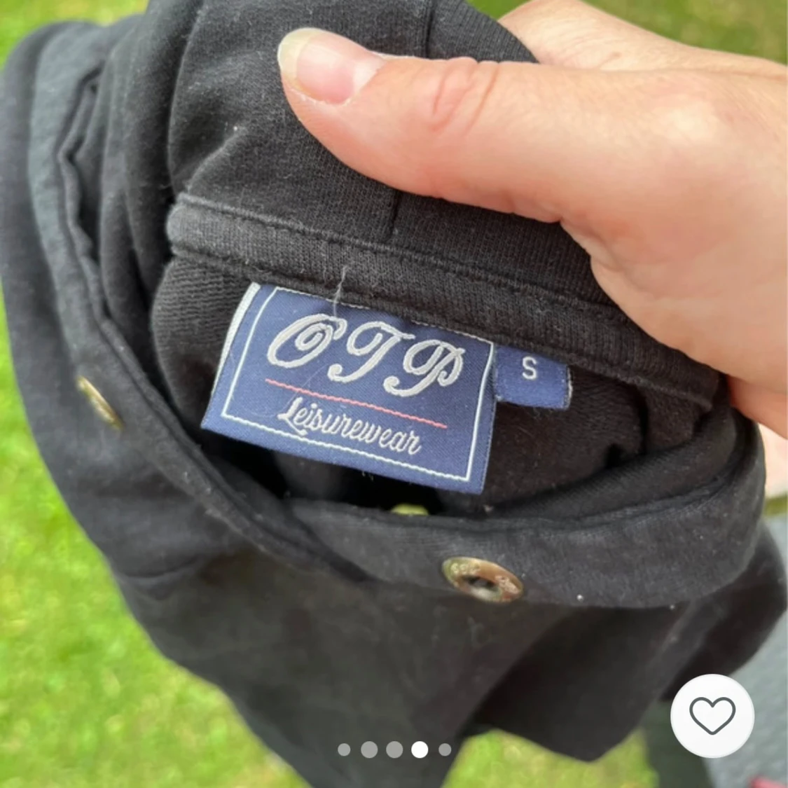 Svart hoodie från OTP Leisurewear - 3