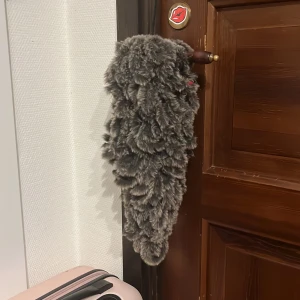 Therian tail - Handgjord Therian svans utan riktig päls. Pris är ej fast och om du undrar över något kontakta mig.