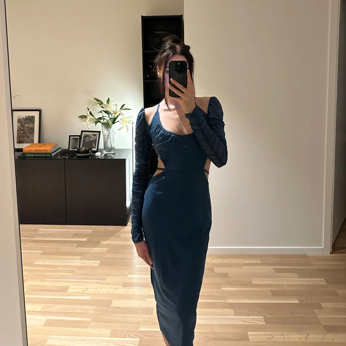 Blå mesh midmaxi klänning