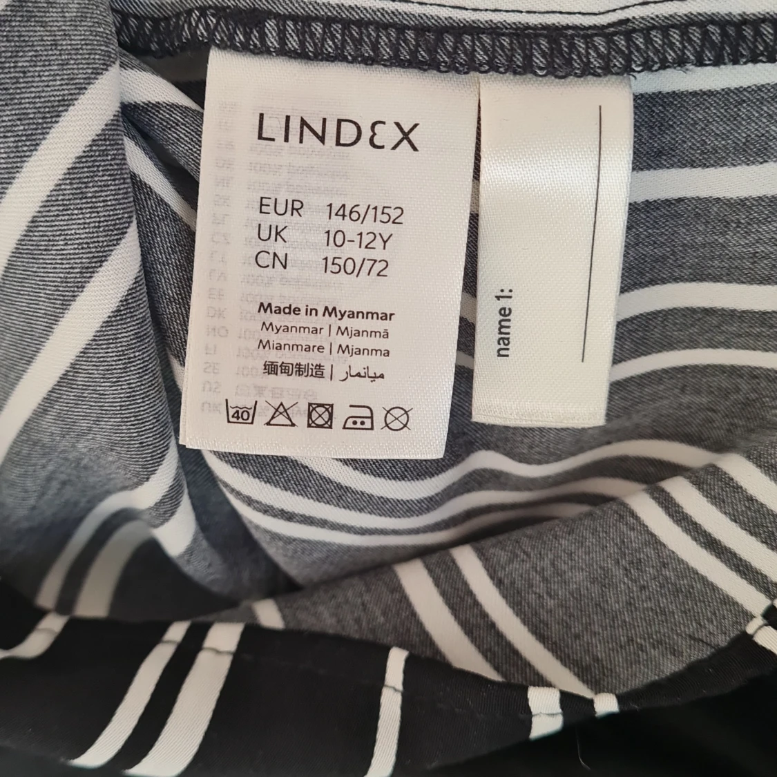 Svartvit randig blus från Lindex - 2