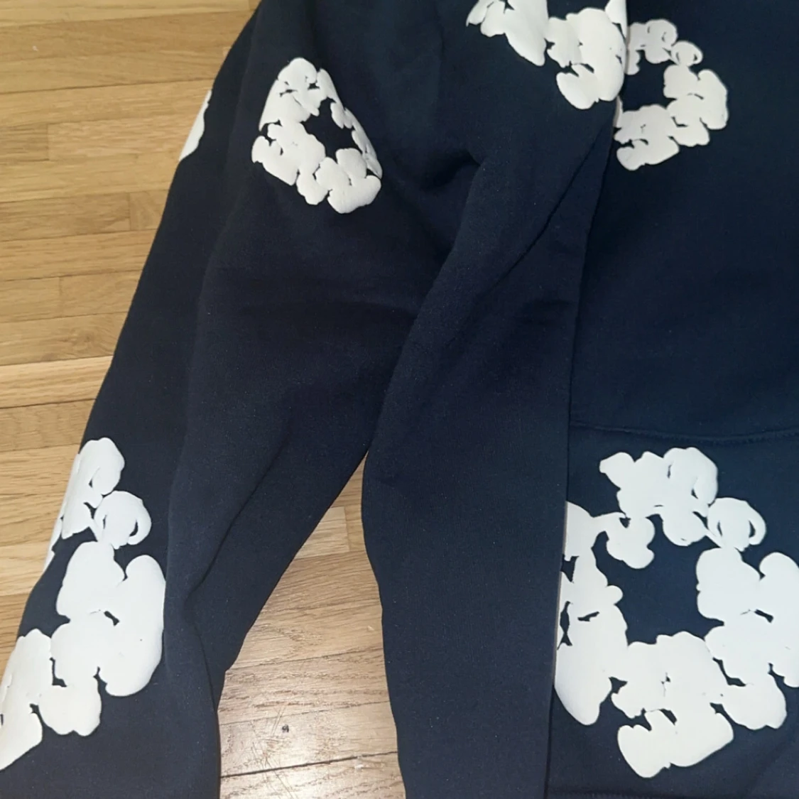 Mörkblå denim tears hoodie - 1