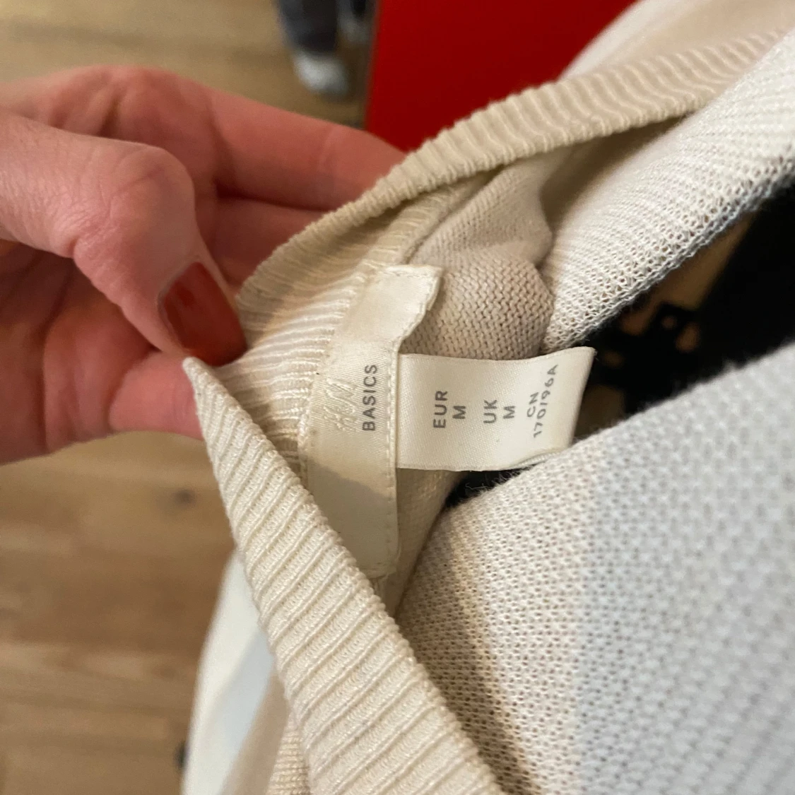 Beige kortärmad tröja från H&M - 2