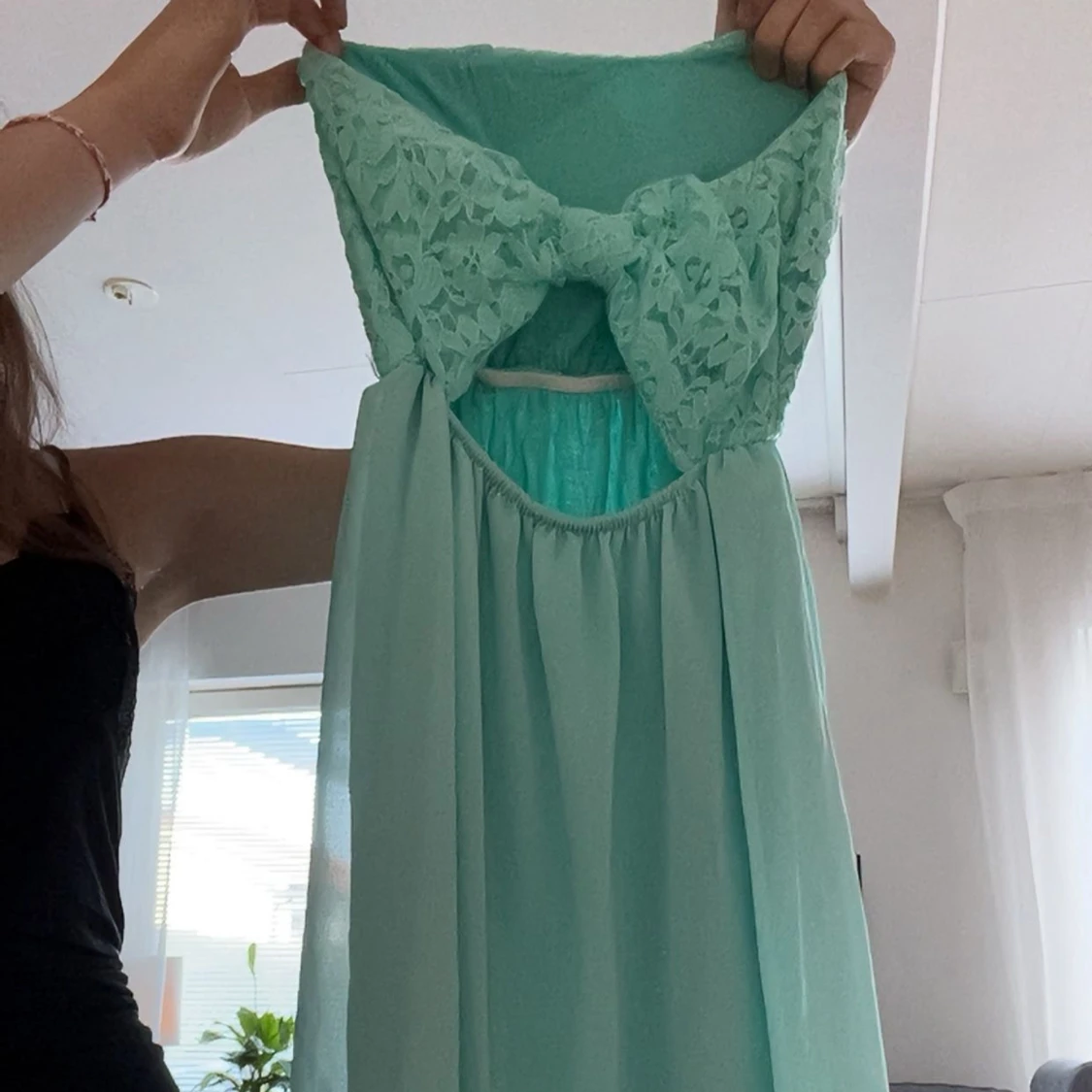 spetsklänning (kolla beskrivning - 2