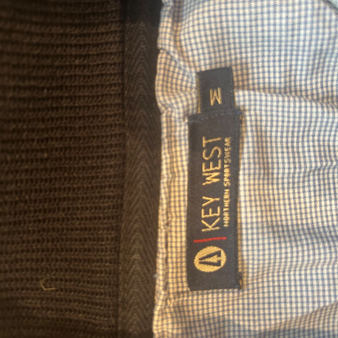 Mörkblå tröja med halv dragkedja från Key West - 2