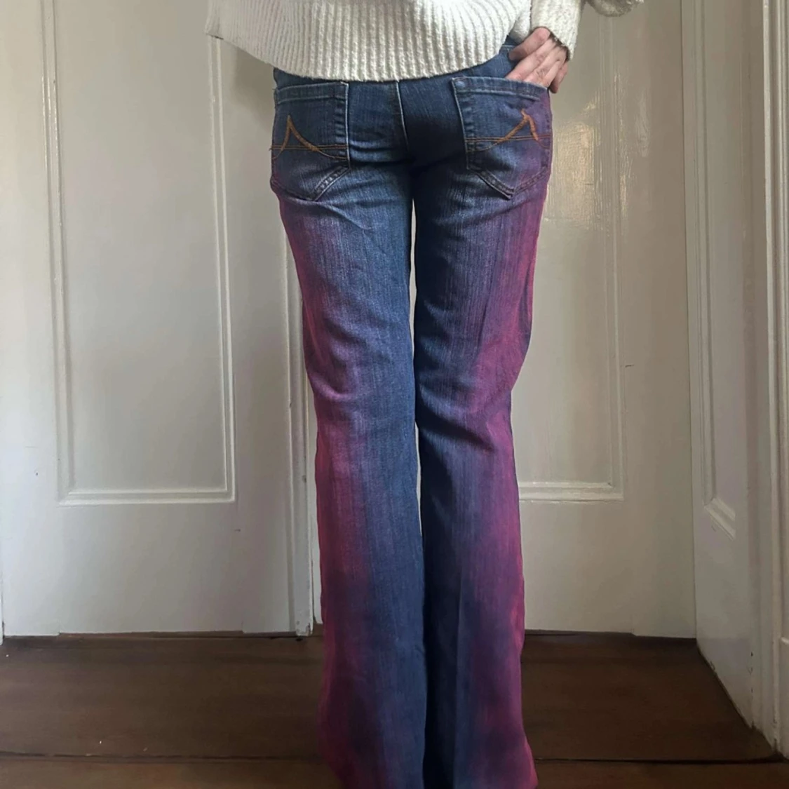 Färgglada bootcut jeans - 4