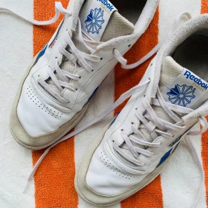 Reebok Classic CLUB C85 REVENGE  - Wow! Reebok Classic’s  Club C Revenge Sneakers  Colour: Court White & Blue  Size: EU46                                             Very good condition. Fresh kicks for summer! 