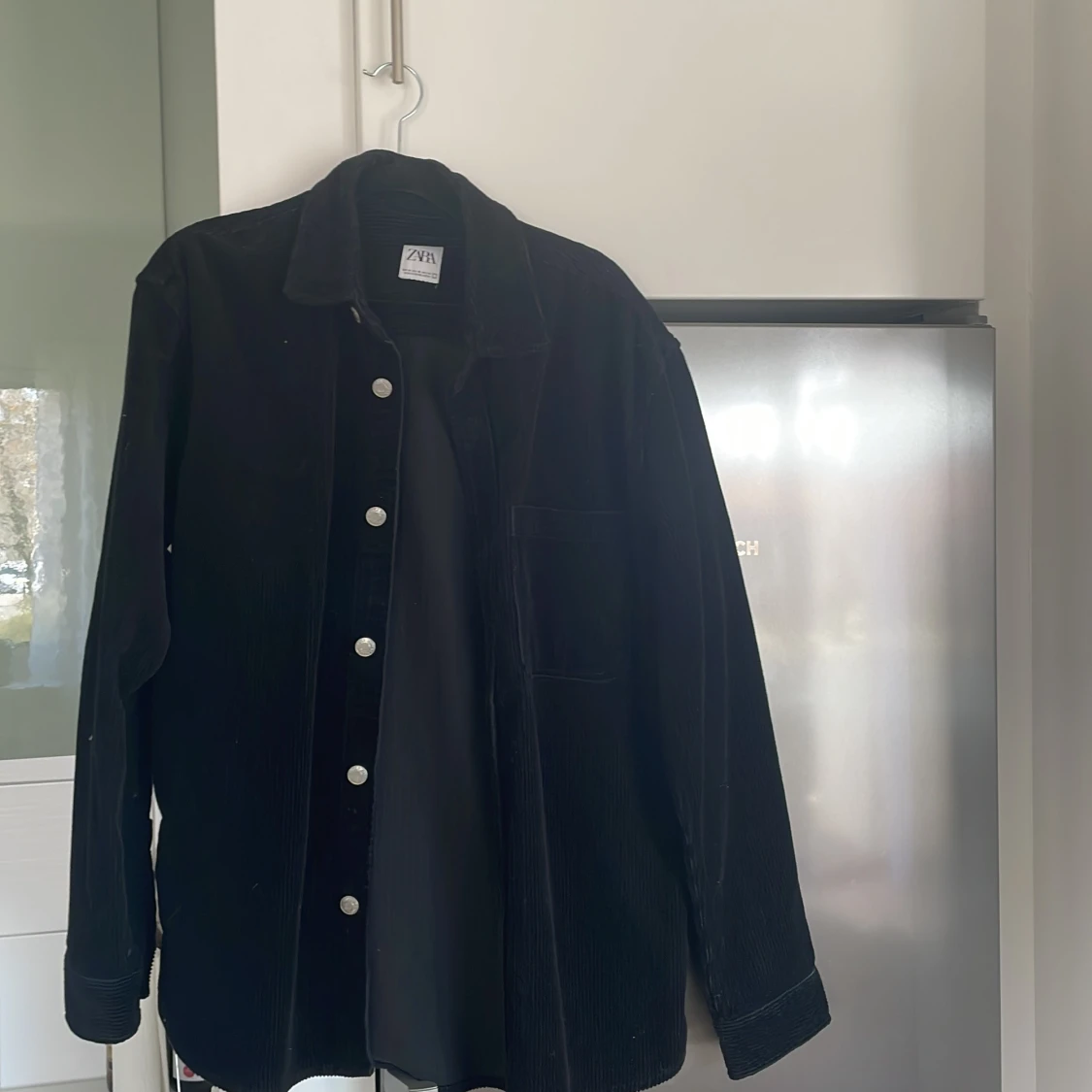 Svart manchester overshirt från Zara