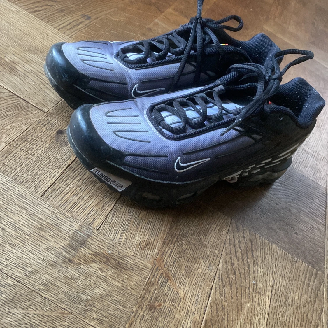 Nike Tuned Air Max sneakers svart/grå