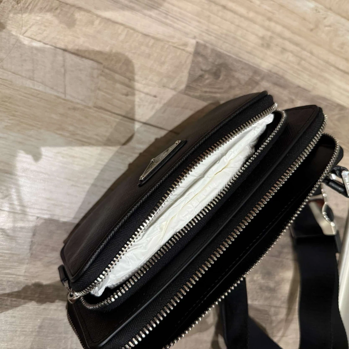 Svart axelväska från Prada i skinn (Byte✅) - 3