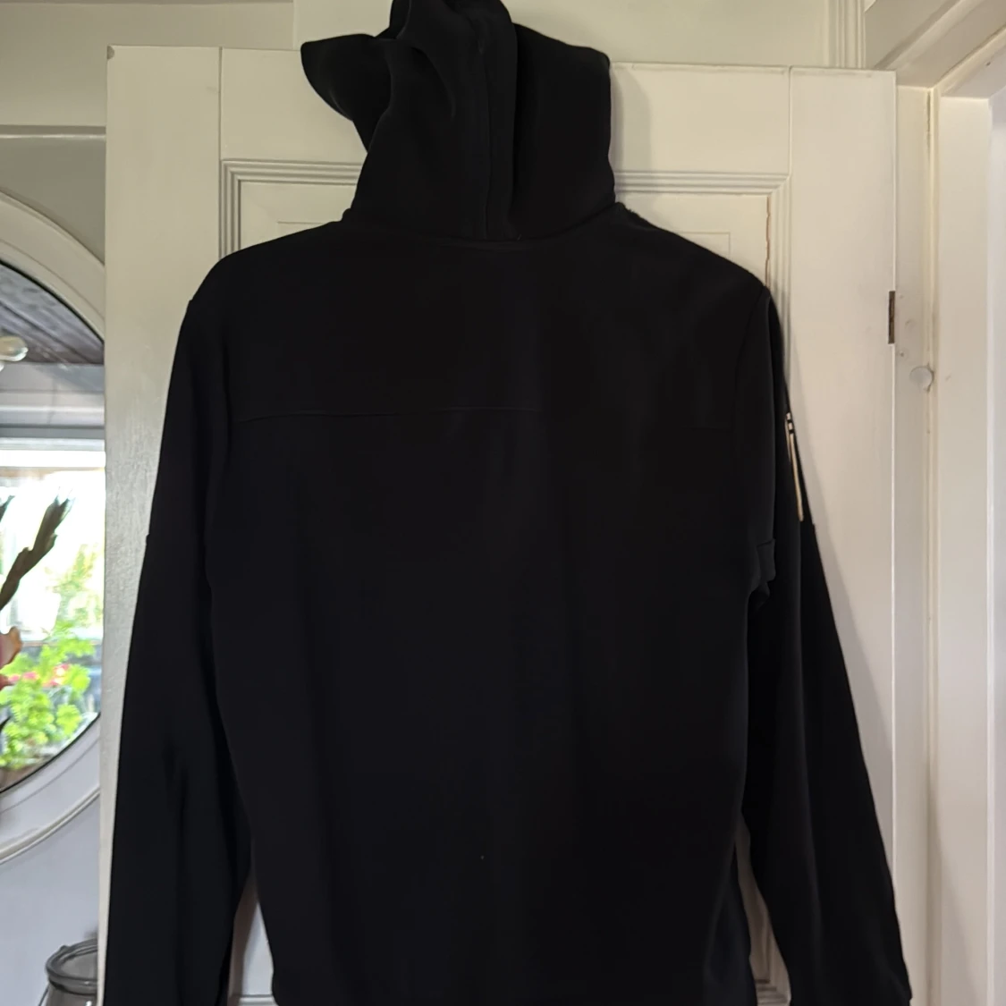 Svart vindjacka från Hugo Boss - 1