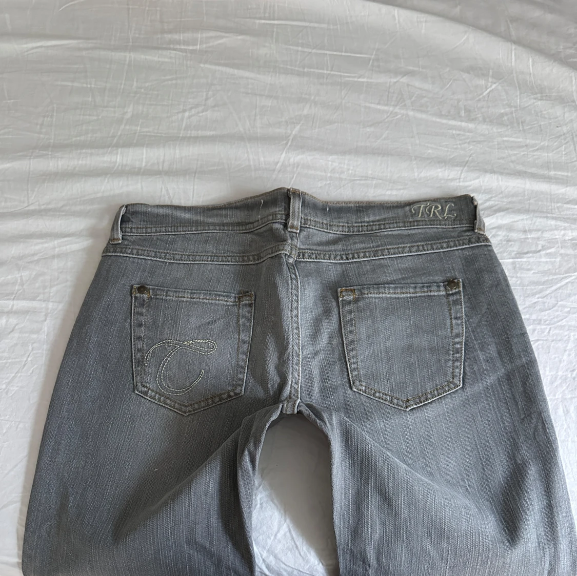 Lågmidjade bootcut jeans - 2