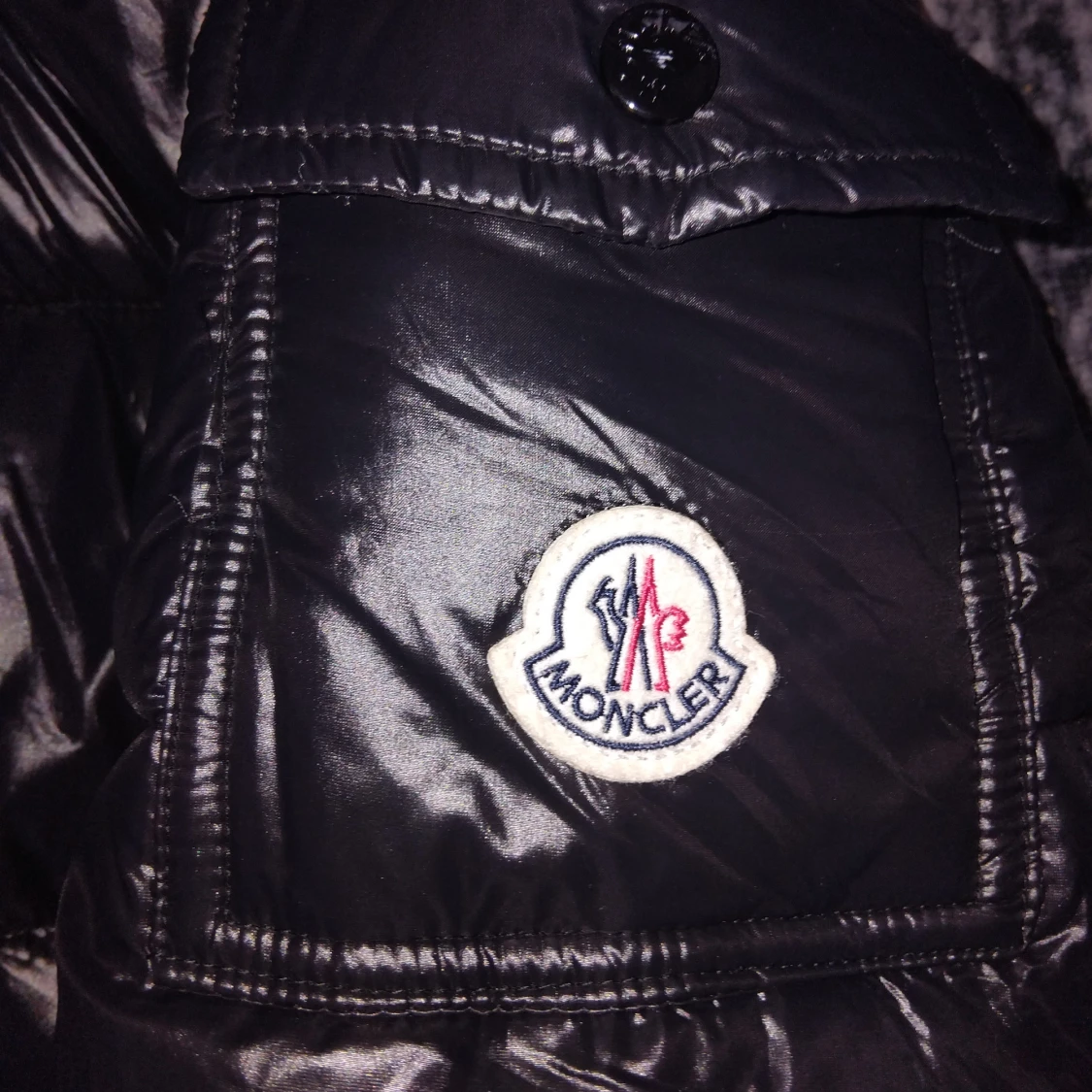 Svart dunjacka från Moncler - 1