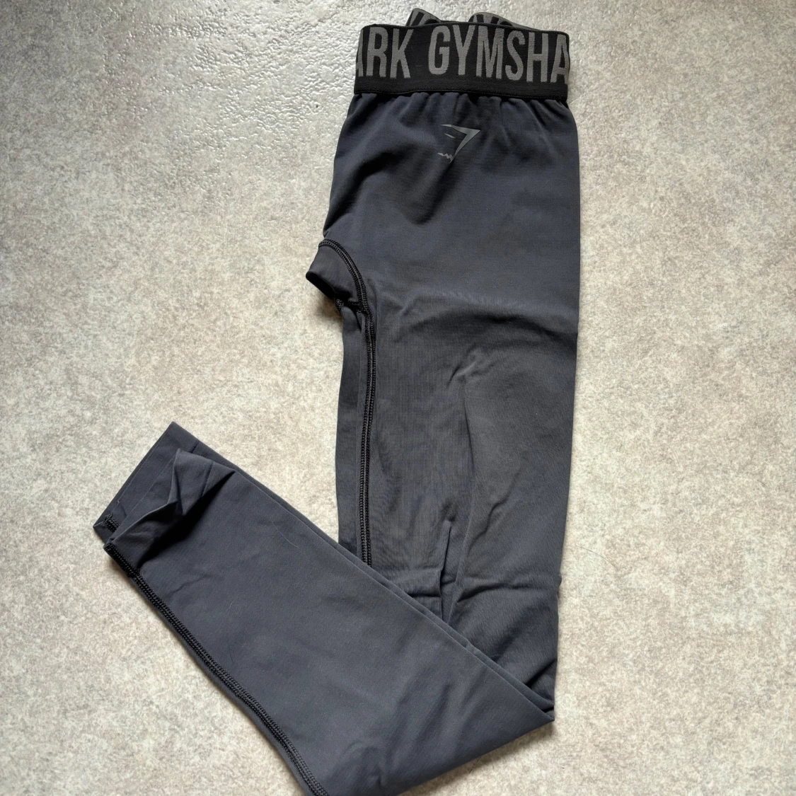 Grå träningstights från Gymshark