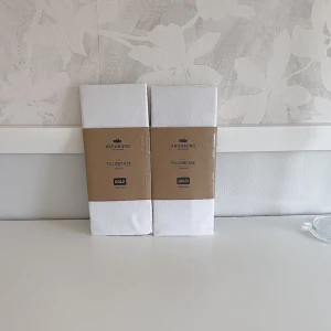 Vita örngott 🤍 - Helt nya vita örngott i 100% bomull! Nypris 170kr! FÖRST TILL KVARN!🤍(BUNDLERABATT VID KÖP AV FLER ARTIKLAR!)