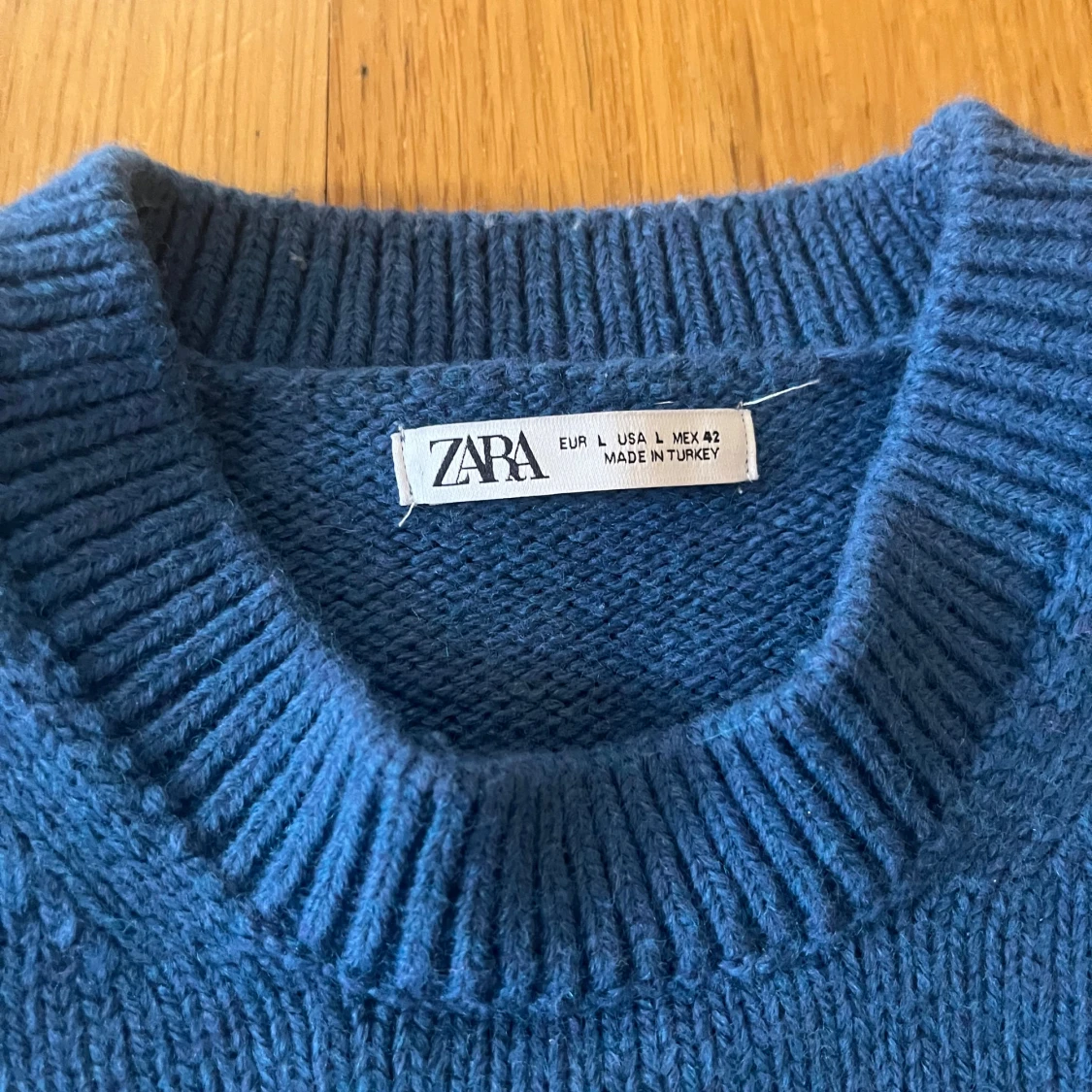 Blå stickad tröja från Zara - 2