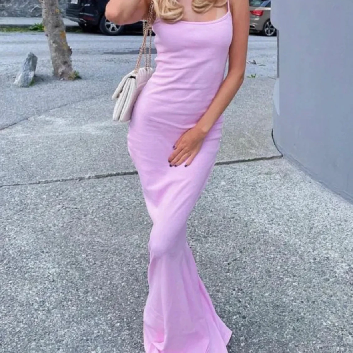 Desgin by si maxiklänning