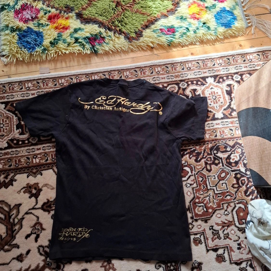Svart Ed Hardy t-shirt med dödskalletryck - 1
