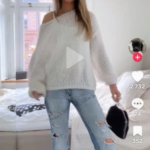 Blå dolce & Gabbana jeans - Säljer ett par jätte snygg dolce & Gabbana jeans som är helt nya!