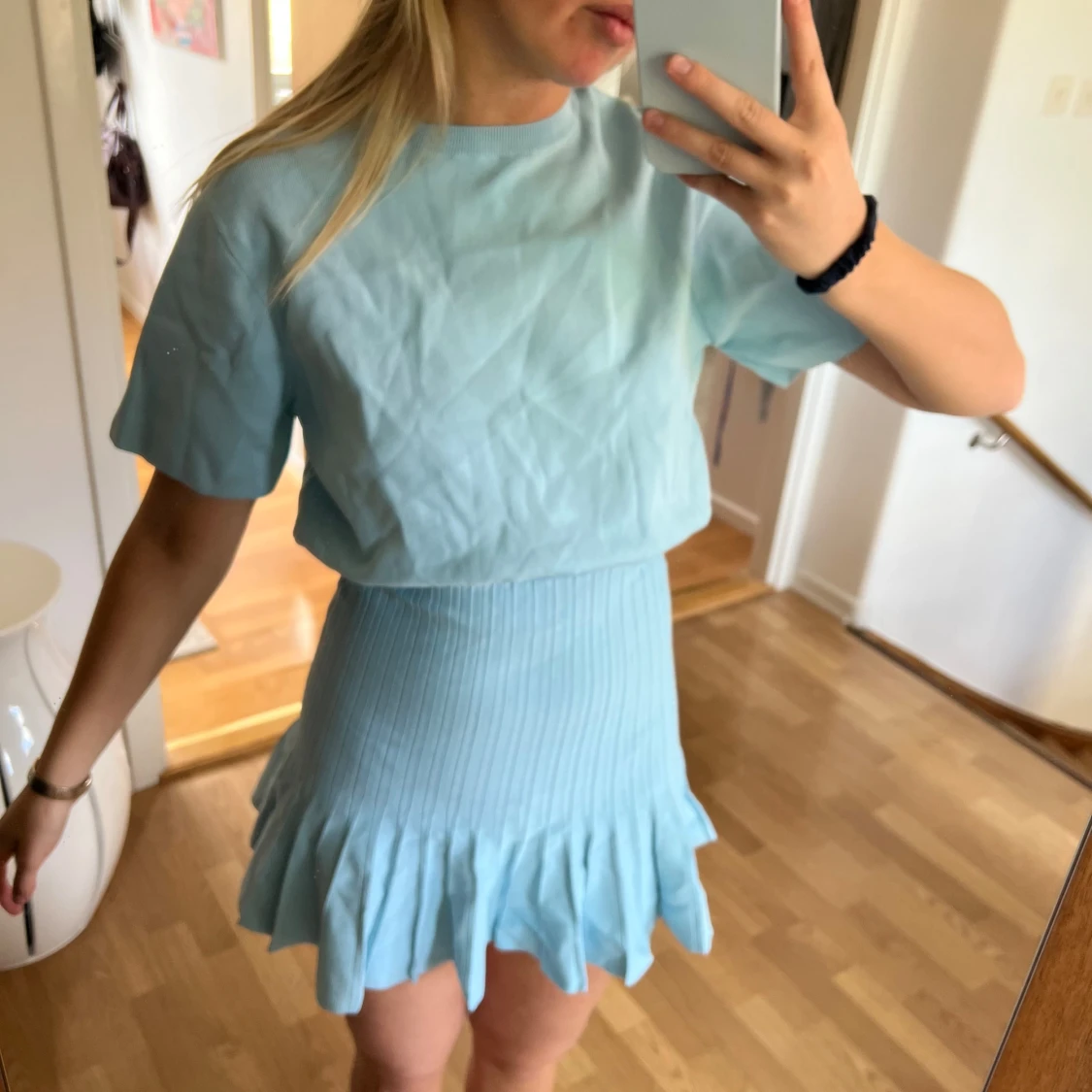 Zara volangklänning - 1