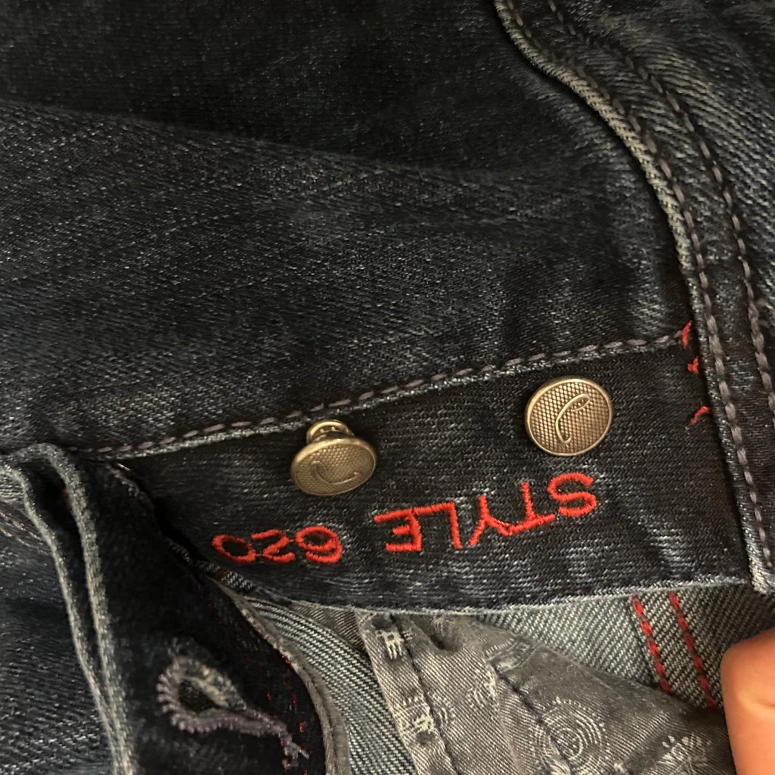 Mörkblå jeansbyxor från Jacob Cohen - 2