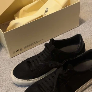Axel Arigato Clean 90 Suede Sneakers - Axel Arigato clean 90 suede sneakers, storlek 44 