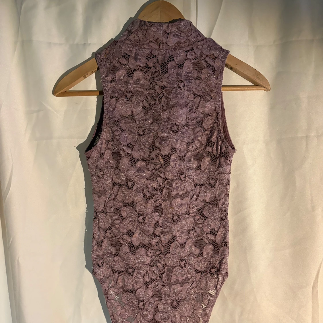 Lila spets bodysuit - 1