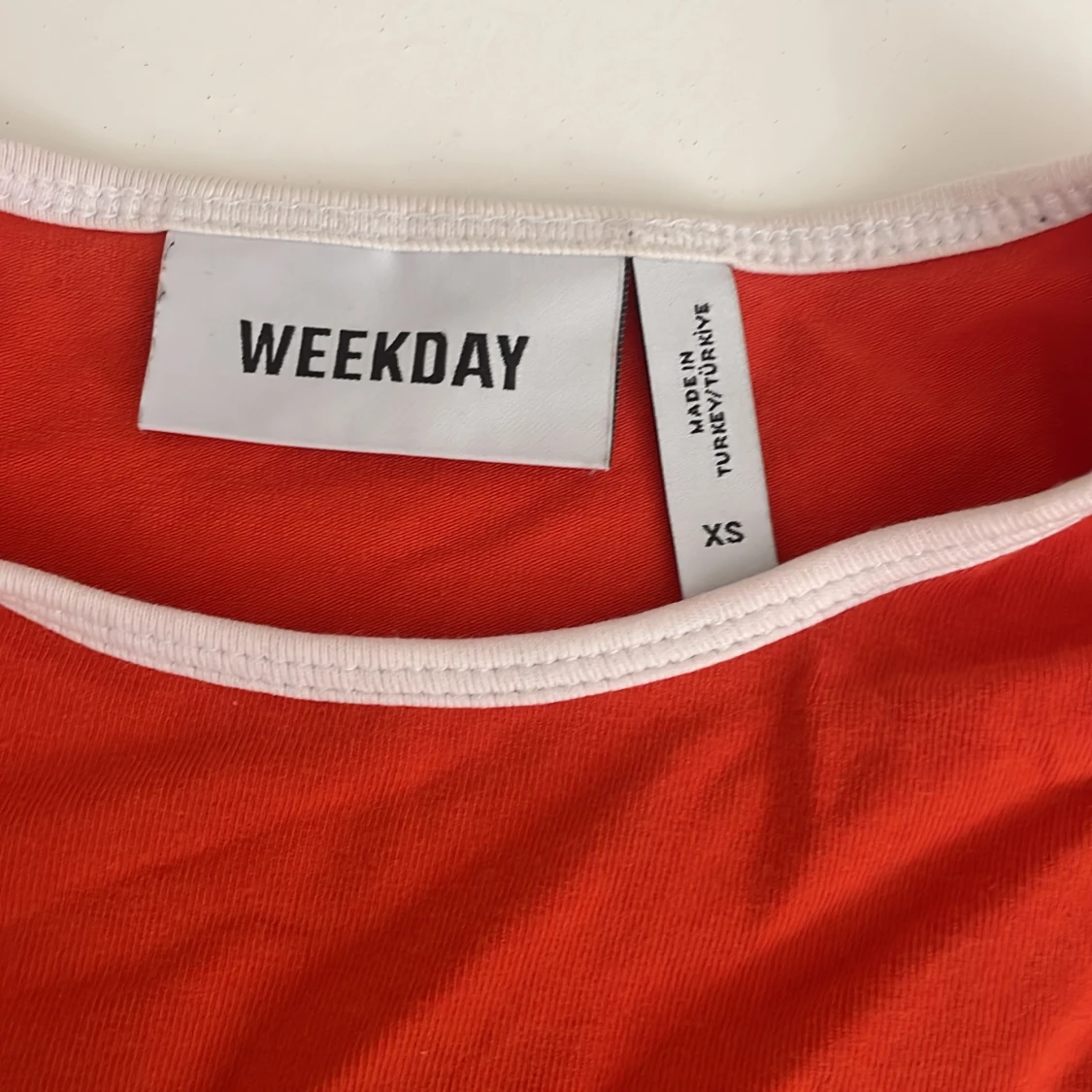 Orange t-shirt från Weekday - 2