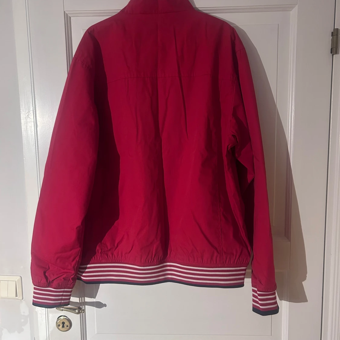 Röd vindjacka från Etirel XL - 1