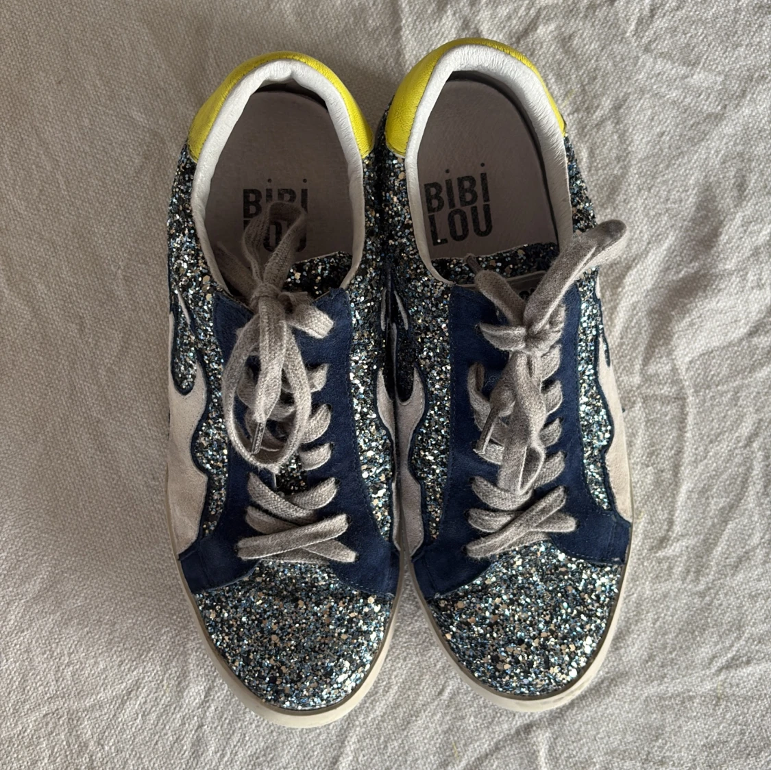 Glittriga sneakers från Bibi Lou - 3