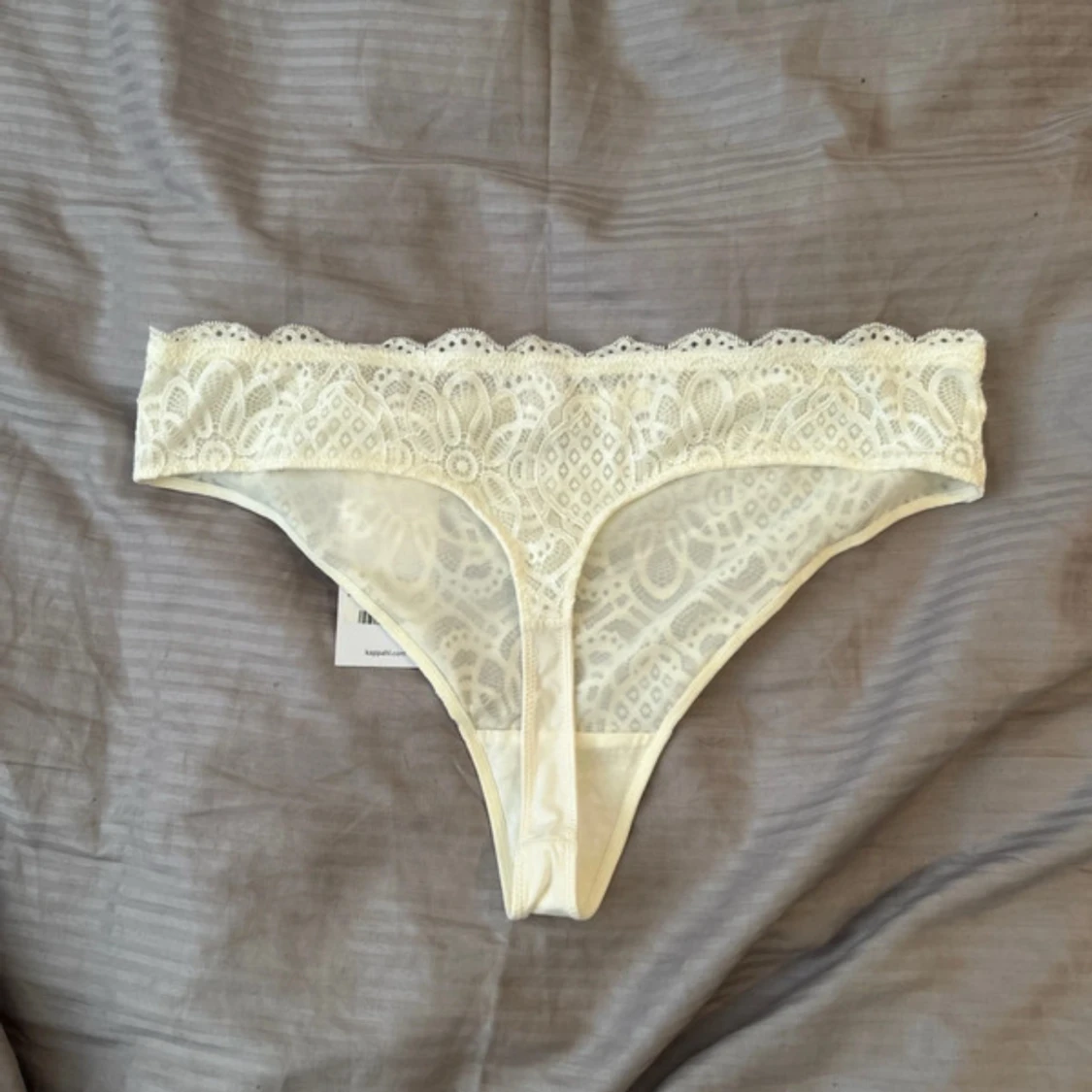 Vit spetsiga trosor  - 1