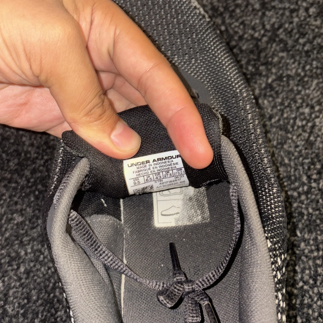 Svarta Under Armour HOVR sneakers - 3