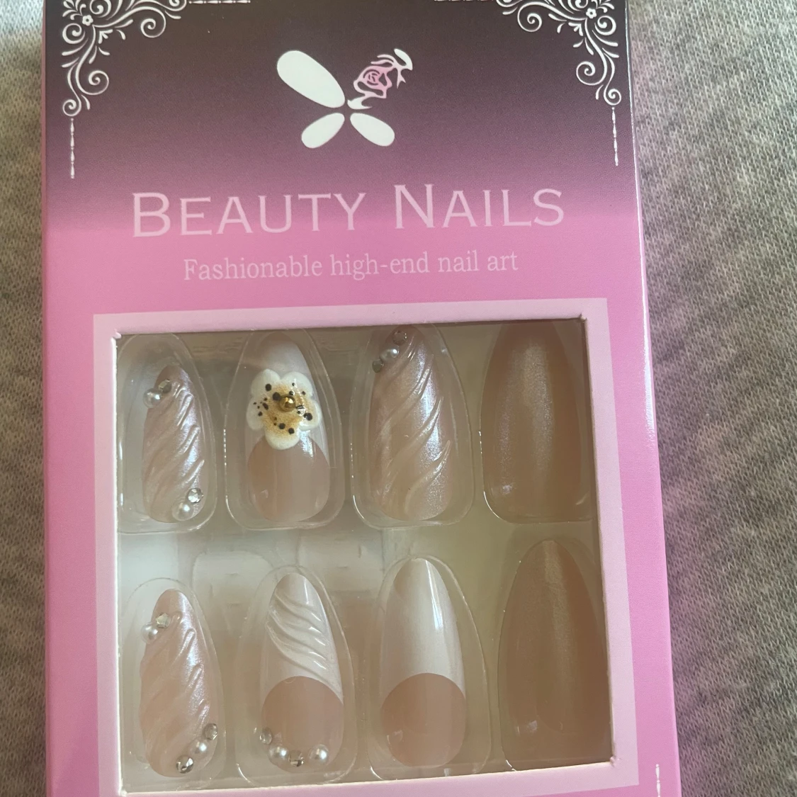 Beauty Nails lösnaglar med pärlor