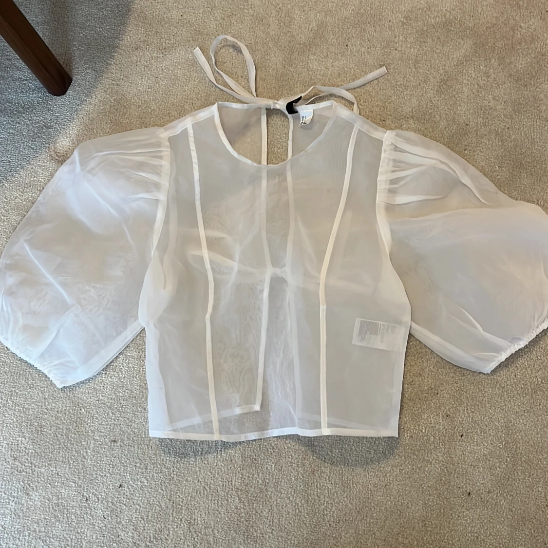 Mesh topp med puffärmar - 2