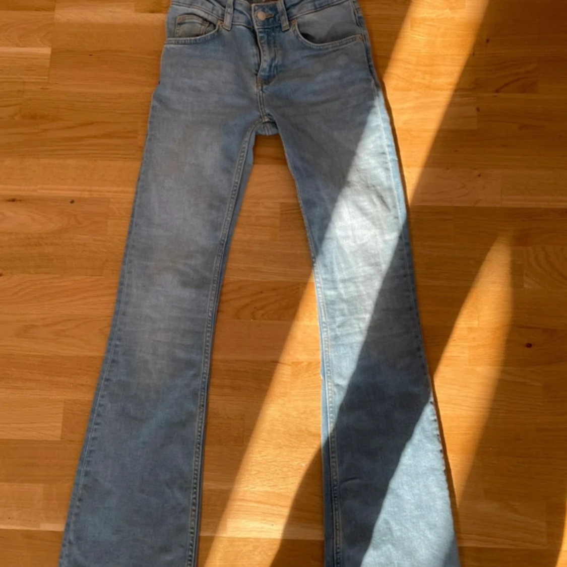 Blå jeans från 157