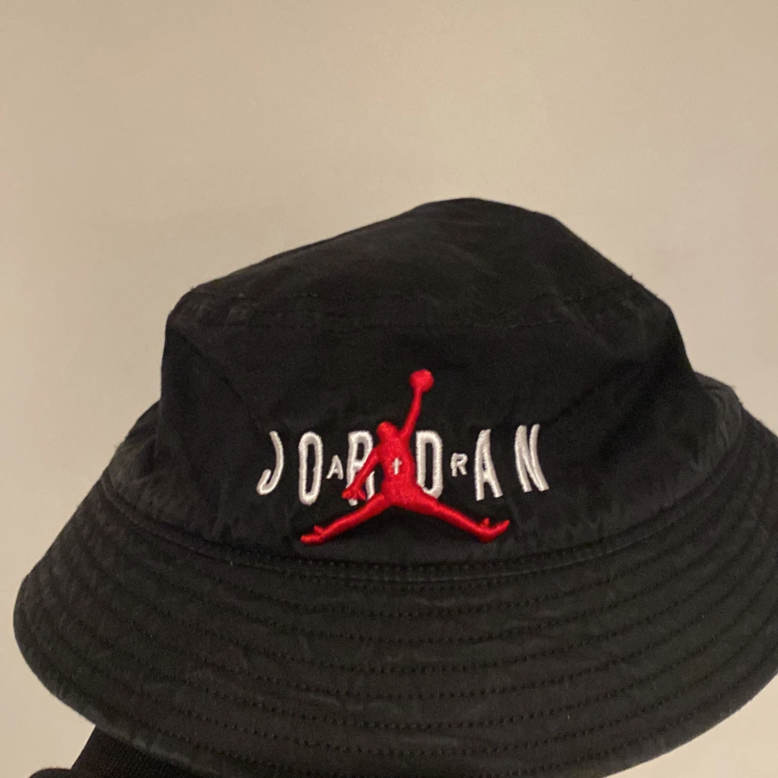 Svart bucket hat från Jordan