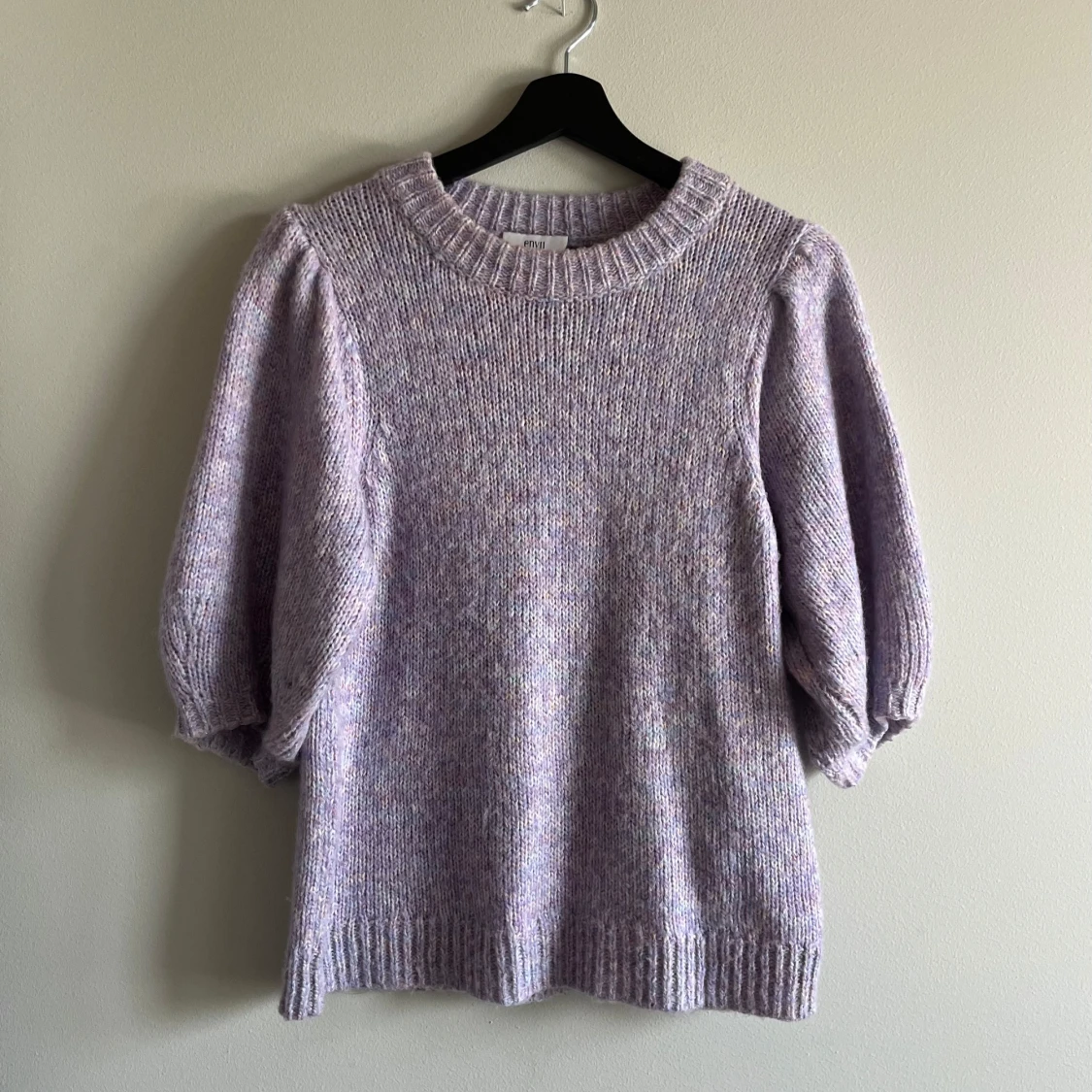 Lila stickad tshirt - 1