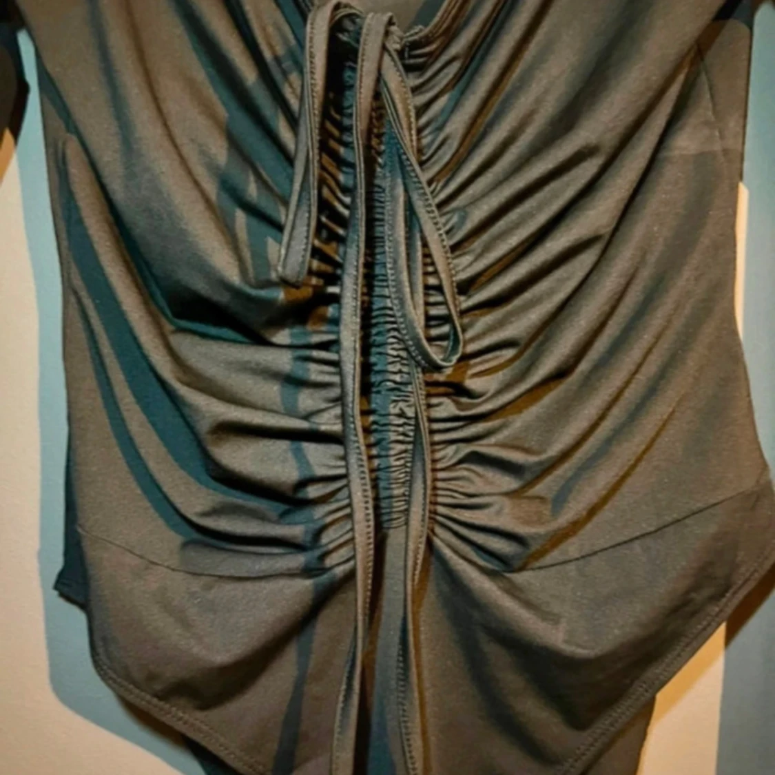 Svart mesh body med snörning - 1