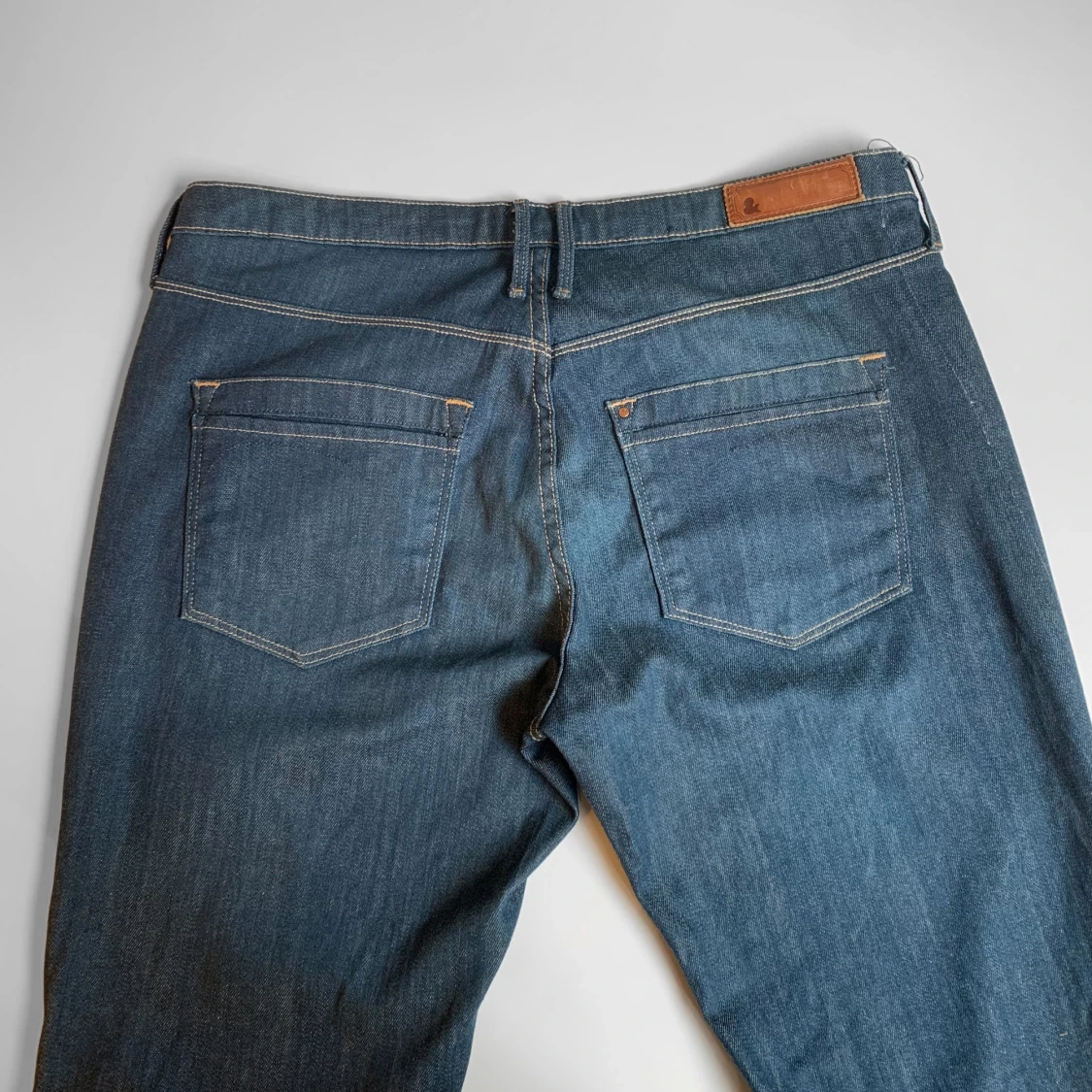 Blå bootcut jeans  - 1