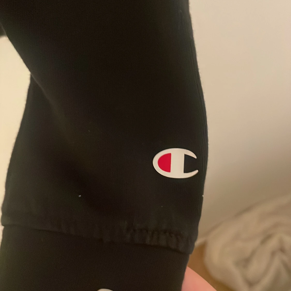 Svart Champion hoodie med logga - 2