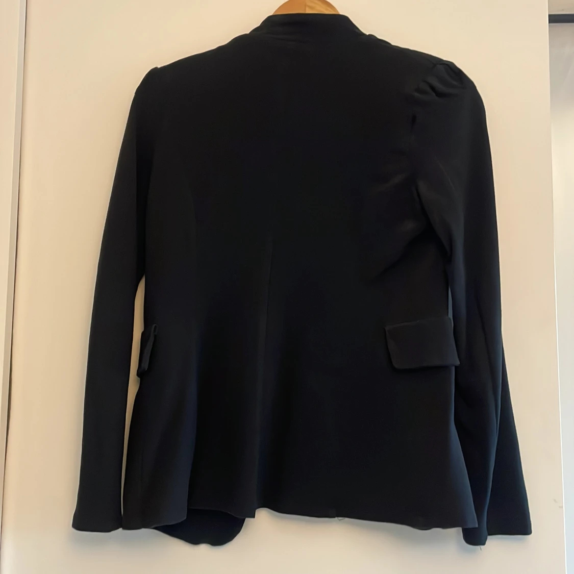 Svart rock från Chloe Underhill - 3