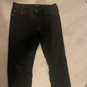 Slim fit jeans - Jeans från Jack and Jones bra skick w28 l32