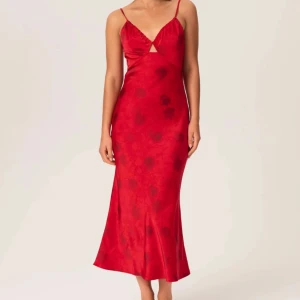 Adoore röd klänning Portofino - Super fin klänning från Adoore, aldrig använd. Xs men skulle säga att den passar s också❤️