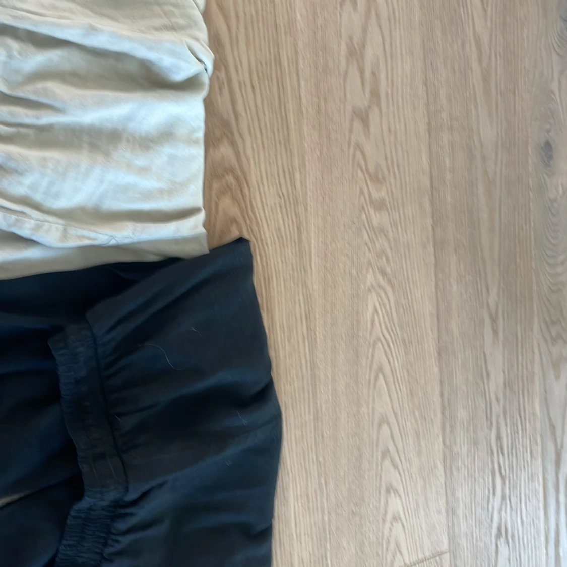 2 par vida linnebyxor från Lindex - 1