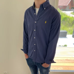 Polo Ralph lauren skjorta  - Säljer nu denna Polo Ralph lauren skjorta, skriv för fler bilder/frågor🙌🏼