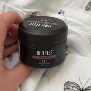 Builder gel - Builder gel 50 ml från nailster, endast testad 1 gång💜