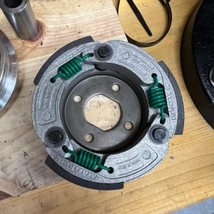 Malossi kopplingsklocka 250 kr - .